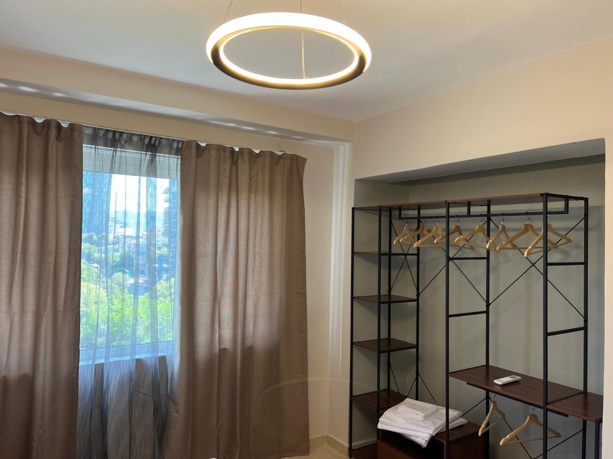 Apartment In Skanderbeg Square - Tirana Center 2 Eksteriør bilde